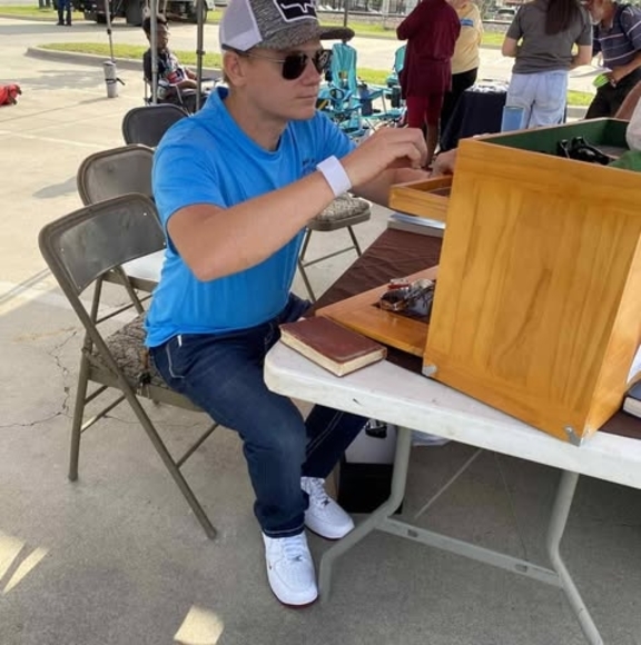 Meet your Posher, Eli - Picture 1 of 1